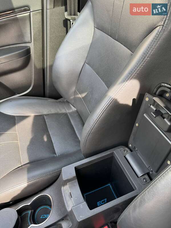 Хетчбек Geely Emgrand 7 (EC7) 2013 в Харкові