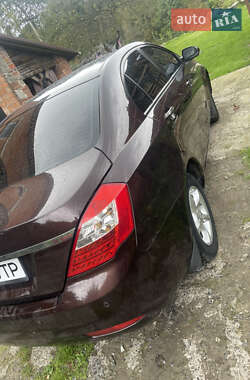 Седан Geely Emgrand 7 (EC7) 2011 в 