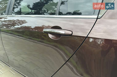 Хетчбек Geely Emgrand 7 (EC7) 2014 в 