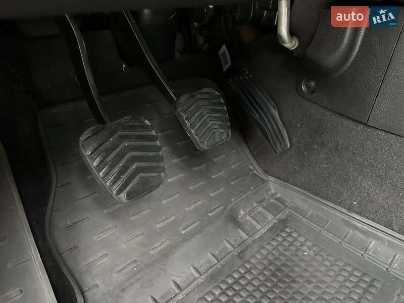 Хетчбек Geely Emgrand 7 (EC7) 2014 в Черкасах фото 37 Хетчбек Geely Emgrand 7 (EC7) 2014 в Черкасах