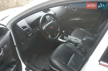 Седан Geely Emgrand 7 (EC7) 2012 в 