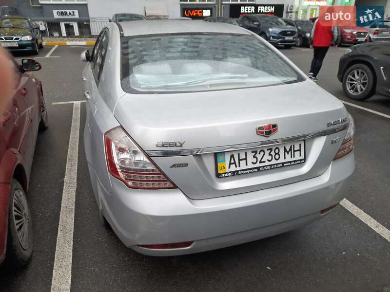 Седан Geely Emgrand 7 (EC7) 2011 в 
