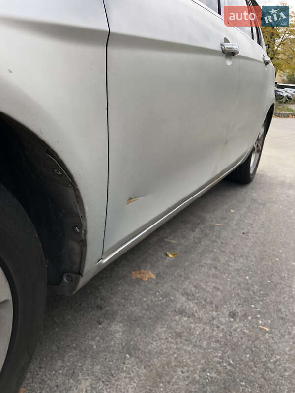 Седан Geely Emgrand 7 (EC7) 2013 в Киеве фото 13 Седан Geely Emgrand 7 (EC7) 2013 в Киеве