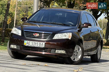 Седан Geely Emgrand 7 (EC7) 2012 в 