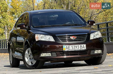 Седан Geely Emgrand 7 (EC7) 2012 в 