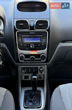 Седан Geely Emgrand 7 (EC7) 2012 в 