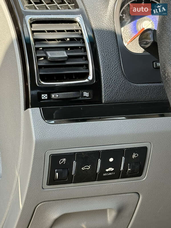 Седан Geely Emgrand 7 (EC7) 2012 в Дніпрі