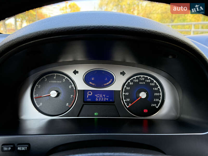 Седан Geely Emgrand 7 (EC7) 2012 в Дніпрі