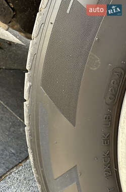 Седан Geely Emgrand 7 (EC7) 2012 в 