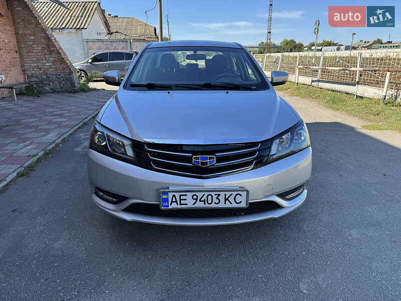 Седан Geely Emgrand 7 (EC7) 2018 в Умані