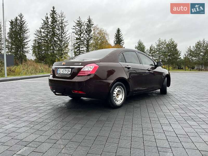 Седан Geely Emgrand 7 (EC7) 2013 в Самборе