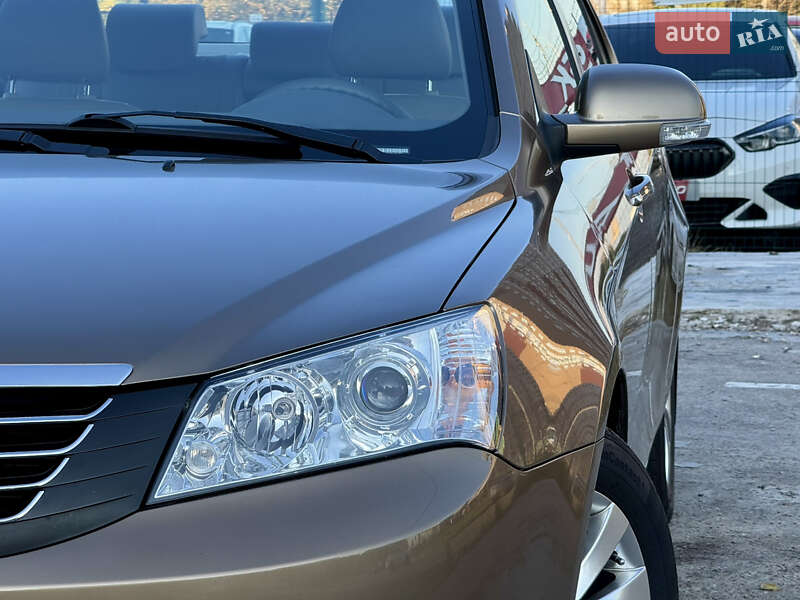 Седан Geely Emgrand 7 (EC7) 2012 в Киеве