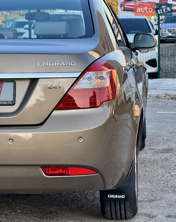 Седан Geely Emgrand 7 (EC7) 2012 в Киеве