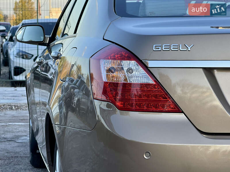 Седан Geely Emgrand 7 (EC7) 2012 в Киеве