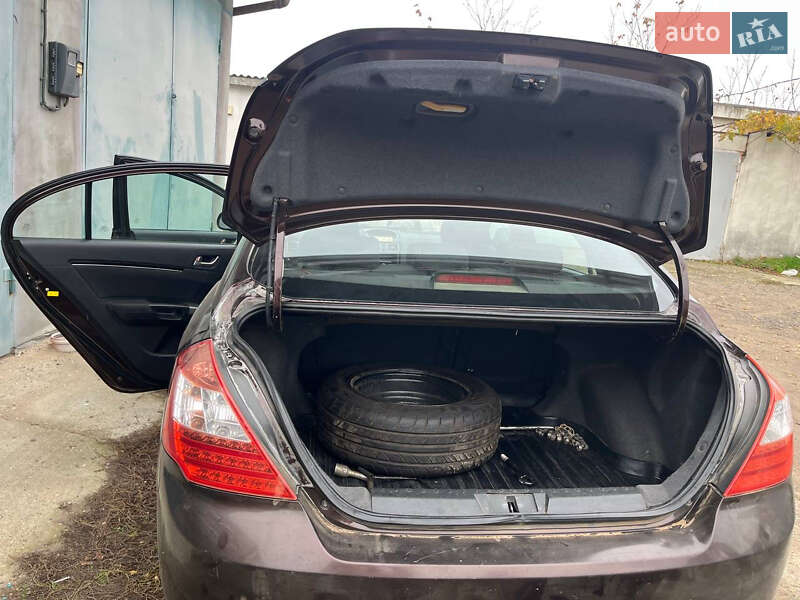 Седан Geely Emgrand 7 (EC7) 2013 в Южном фото 7 Седан Geely Emgrand 7 (EC7) 2013 в Южном