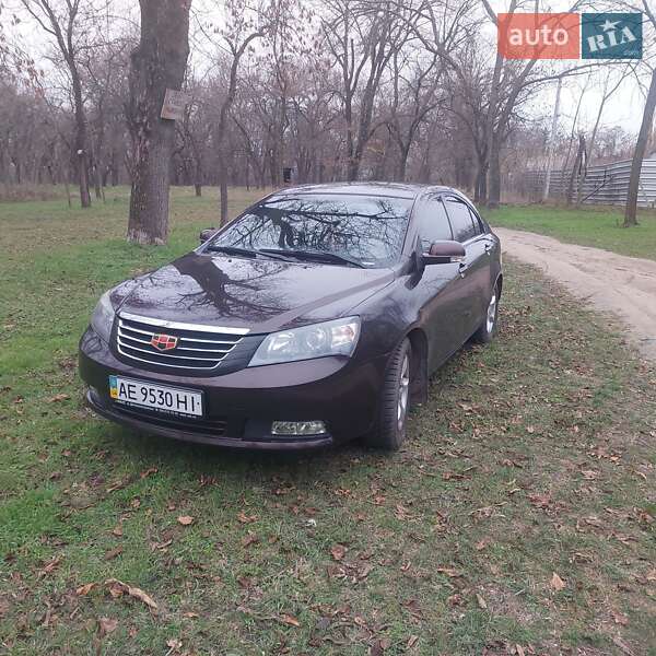 Седан Geely Emgrand 7 (EC7) 2013 в Дніпрі
