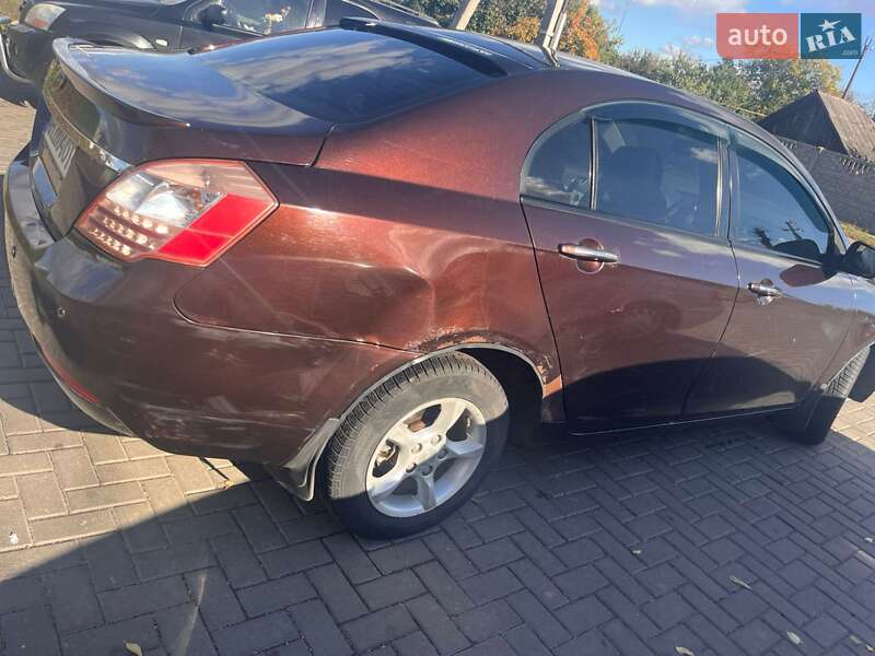 Седан Geely Emgrand 7 (EC7) 2012 в Золотоноші