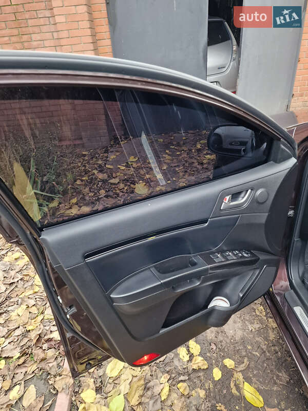 Седан Geely Emgrand 7 (EC7) 2013 в Одесі