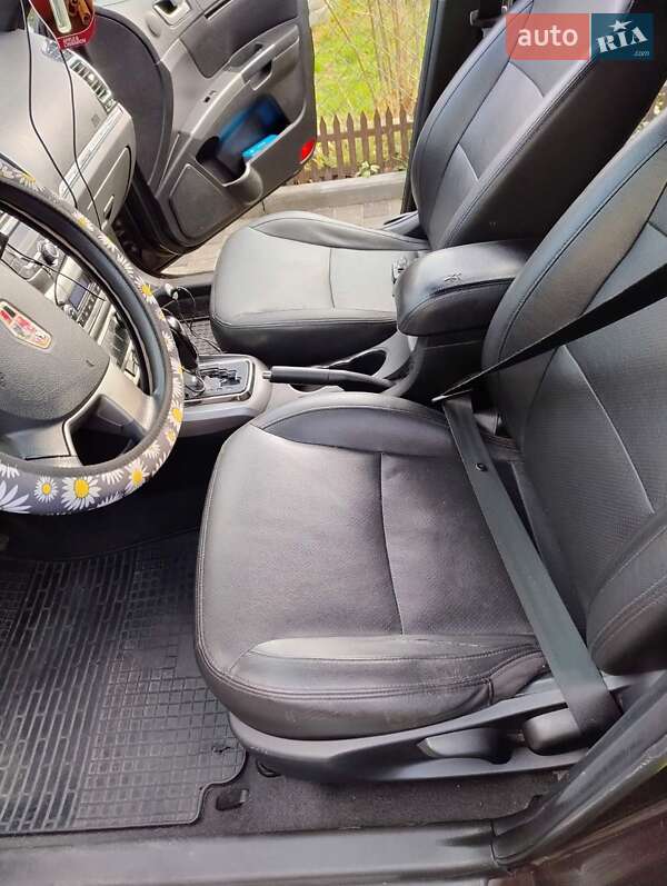 Хэтчбек Geely Emgrand 7 (EC7) 2013 в Днепре