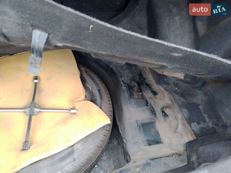 Седан Geely Emgrand 7 (EC7) 2013 в Рожище