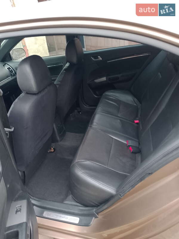 Седан Geely Emgrand 7 (EC7) 2013 в Рожище