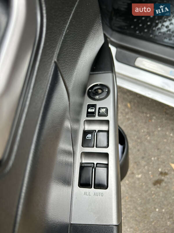 Седан Geely Emgrand 7 (EC7) 2013 в Кривом Роге