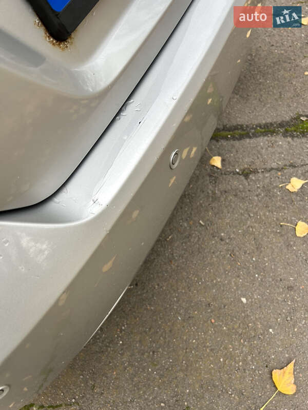 Седан Geely Emgrand 7 (EC7) 2013 в Кривом Роге