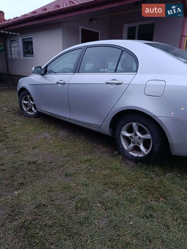 Седан Geely Emgrand 7 (EC7) 2013 в Львове