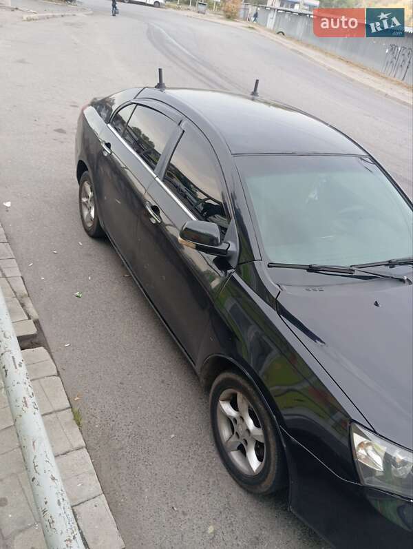 Geely Emgrand 7 (EC7) 2013