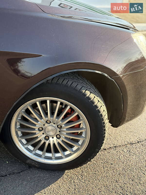 Седан Geely Emgrand 7 (EC7) 2013 в Николаеве