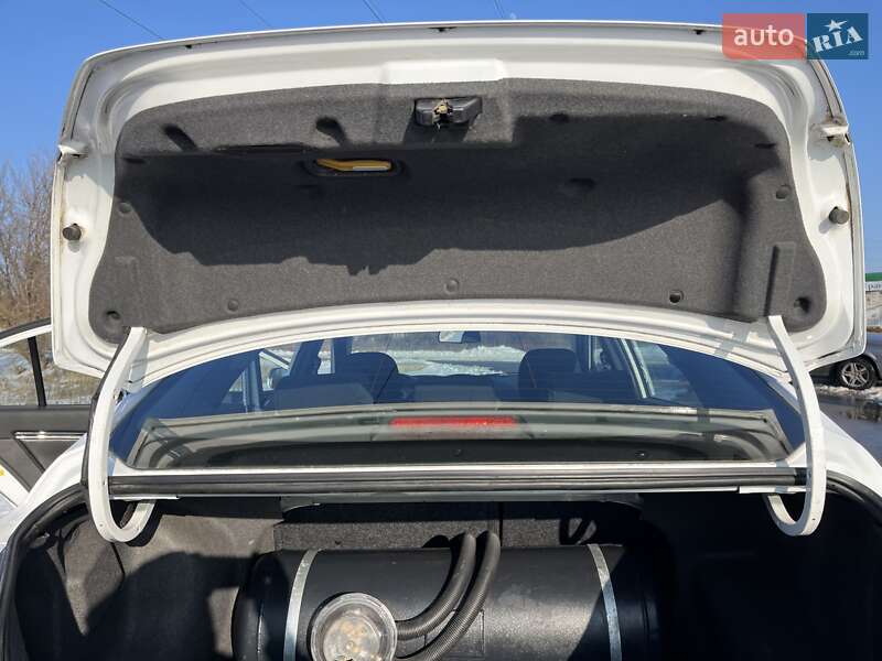 Седан Geely Emgrand 7 (EC7) 2013 в Кременчуге фото 29 Седан Geely Emgrand 7 (EC7) 2013 в Кременчуге