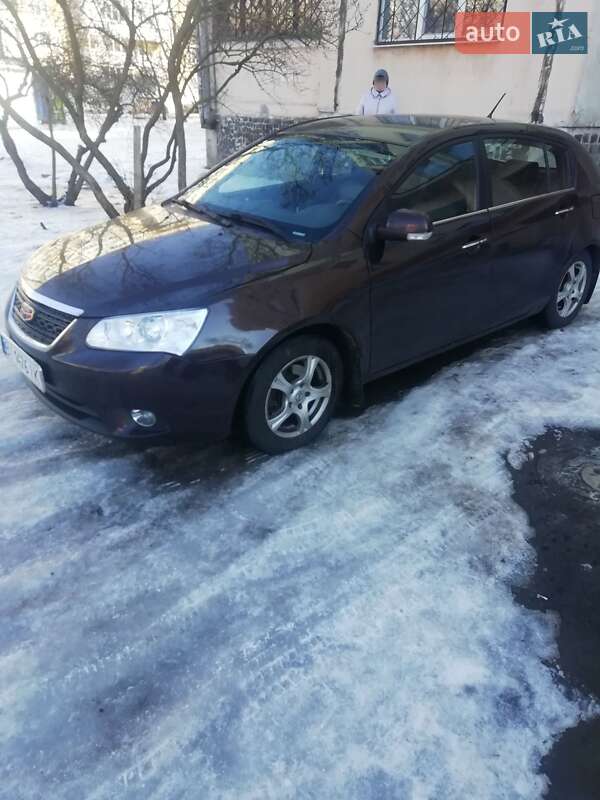 Хэтчбек Geely Emgrand 7 (EC7) 2013 в Полтаве
