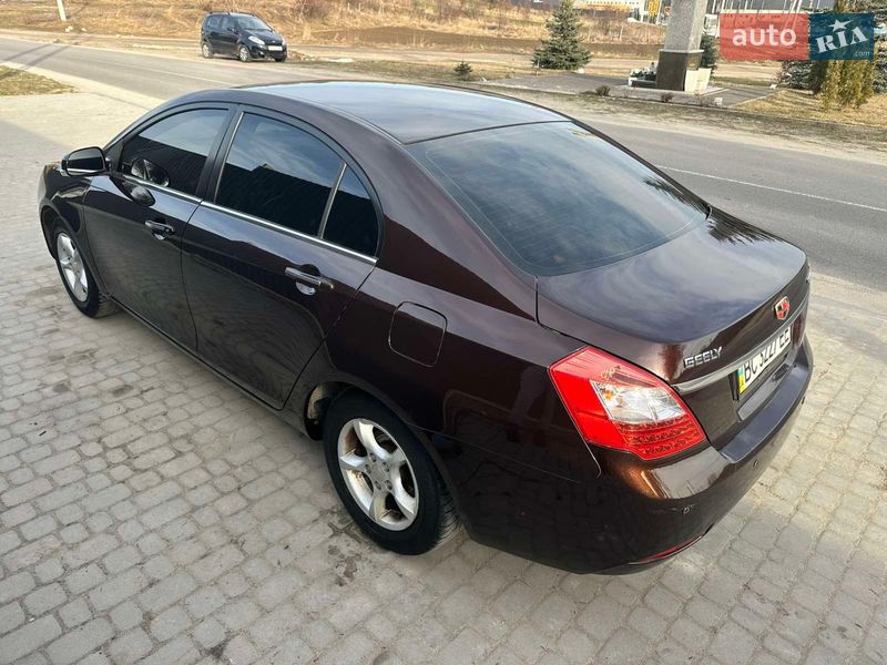 Седан Geely Emgrand 7 (EC7) 2013 в Подрясном