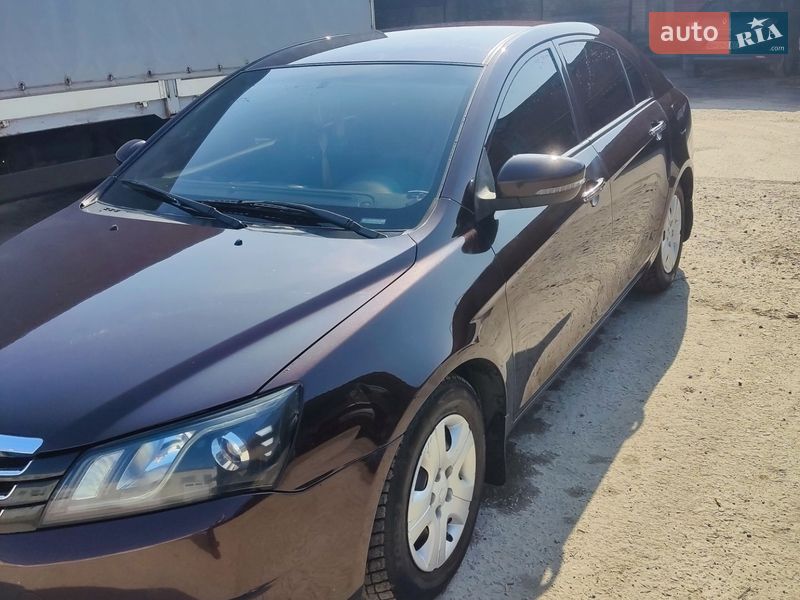 Седан Geely Emgrand 7 (EC7) 2017 в Сумах