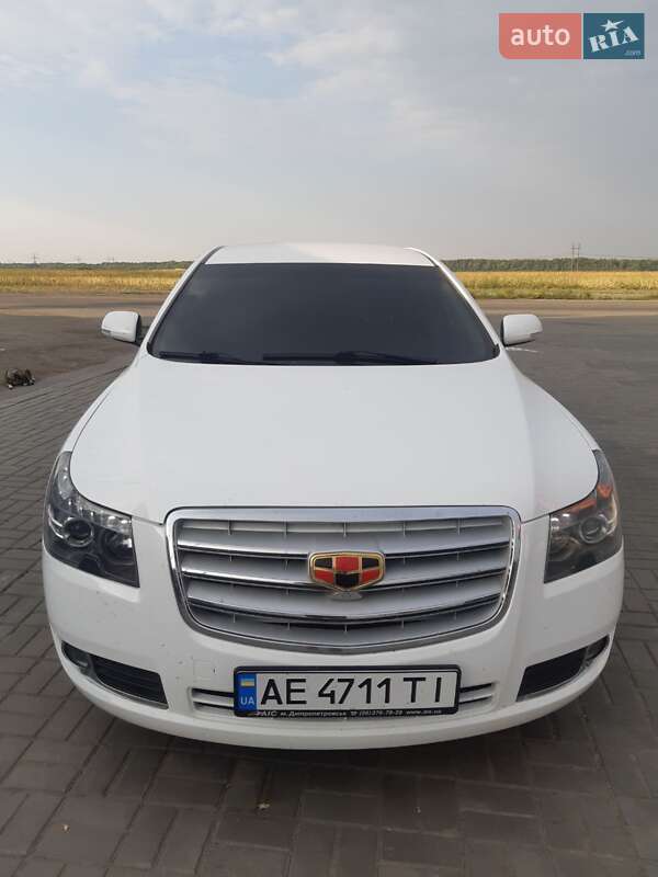 Седан Geely Emgrand 8 (EC8) 2014 в Днепре