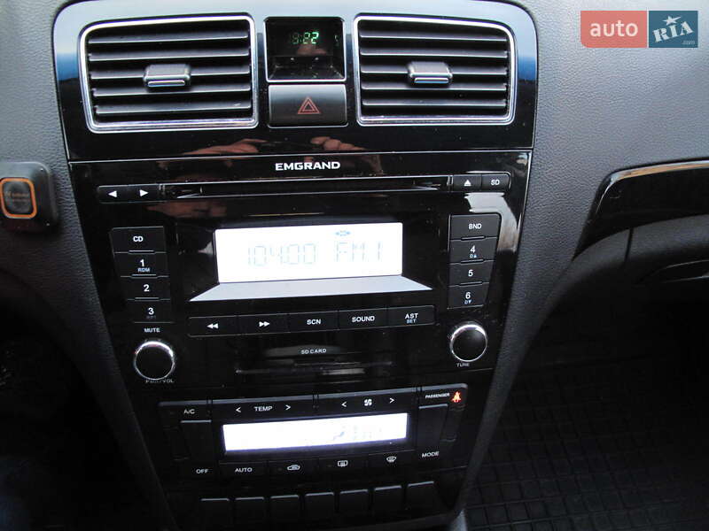 Седан Geely Emgrand 8 (EC8) 2014 в Києві фото 44 Седан Geely Emgrand 8 (EC8) 2014 в Києві