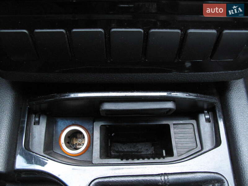 Седан Geely Emgrand 8 (EC8) 2014 в Києві фото 52 Седан Geely Emgrand 8 (EC8) 2014 в Києві