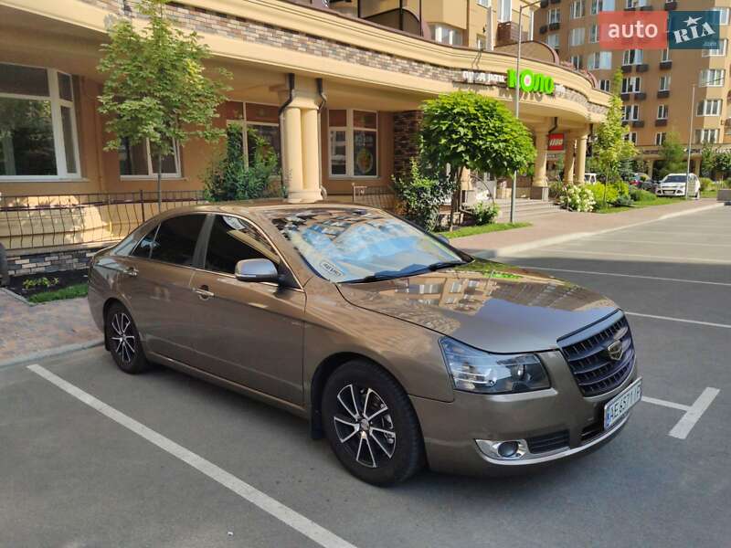 Седан Geely Emgrand 8 (EC8) 2014 в 
