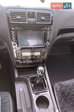 Седан Geely Emgrand 8 (EC8) 2014 в 
