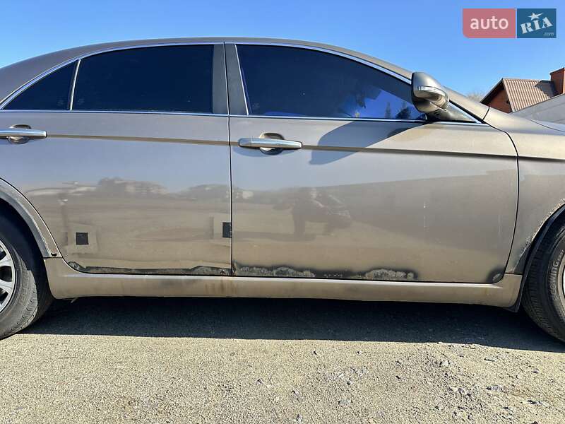 Седан Geely Emgrand 8 (EC8) 2014 в Киеве