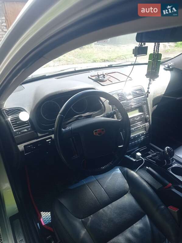 Седан Geely Emgrand 8 (EC8) 2014 в Кривом Роге