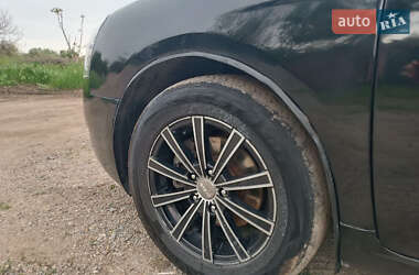 Седан Geely Emgrand 8 (EC8) 2014 в 