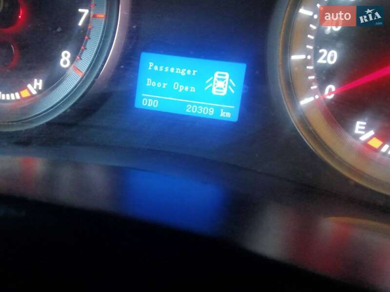 Седан Geely Emgrand 8 (EC8) 2013 в Казанке