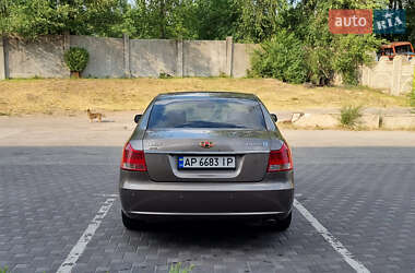 Седан Geely Emgrand 8 (EC8) 2013 в 