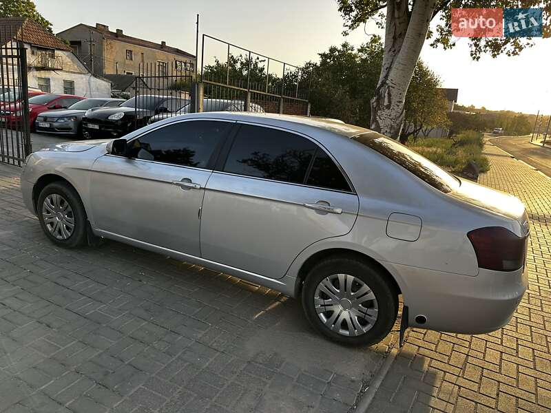 Седан Geely Emgrand 8 (EC8) 2013 в Николаеве
