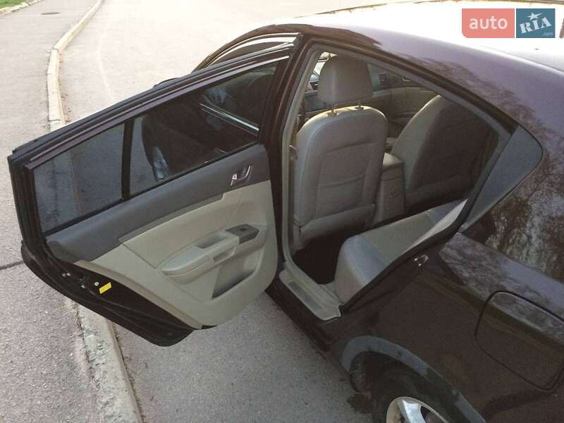 Хетчбек Geely Emgrand EC7-RV 2011 в Дніпрі фото 3 Хетчбек Geely Emgrand EC7-RV 2011 в Дніпрі