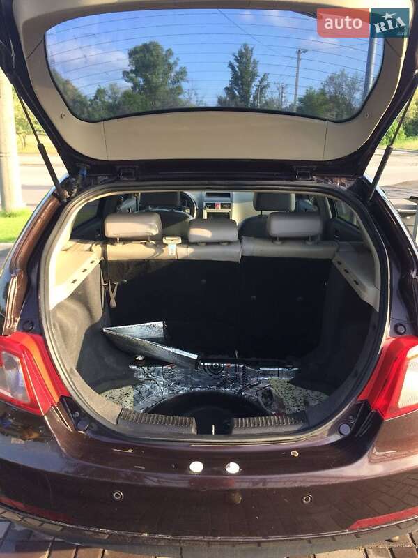 Хетчбек Geely Emgrand EC7-RV 2011 в Дніпрі фото 11 Хетчбек Geely Emgrand EC7-RV 2011 в Дніпрі