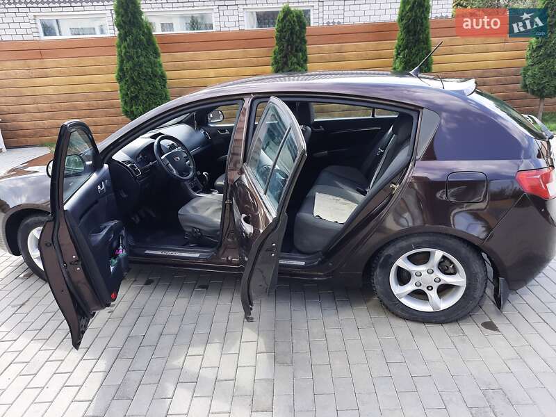 Хетчбек Geely Emgrand EC7-RV 2013 в Кривому Озері