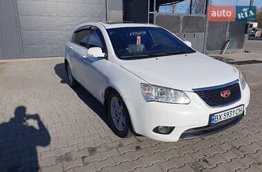 Хэтчбек Geely Emgrand EC7-RV 2012 в 