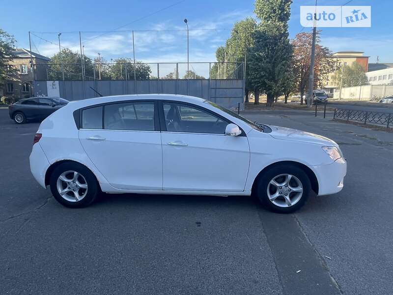 Хэтчбек Geely Emgrand EC7-RV 2012 в Харькове